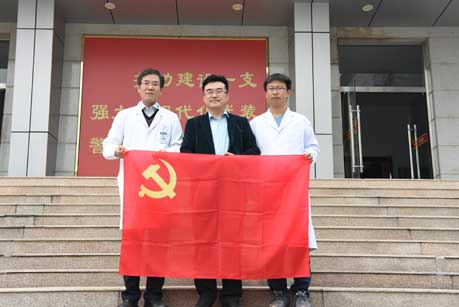 武警义诊.jpg
